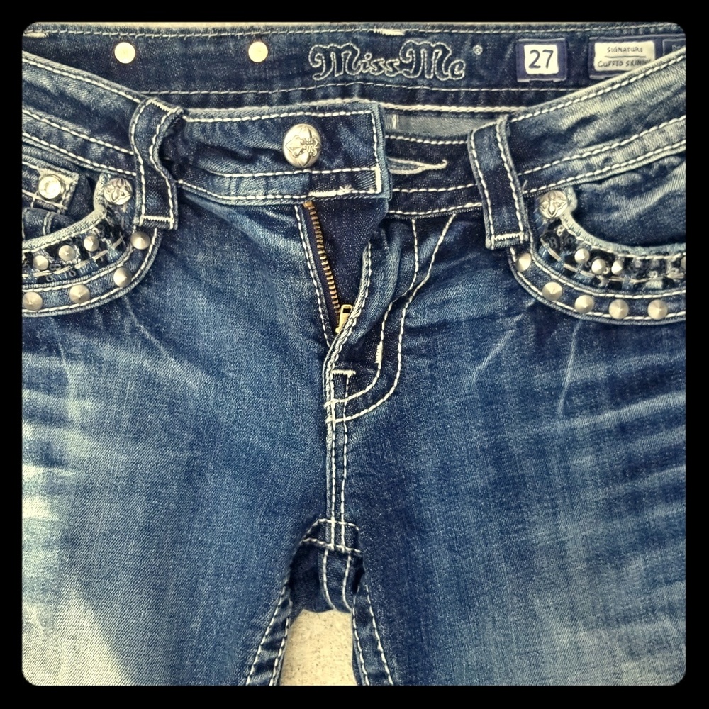 BNWOT Miss Me Skinny Signature Jeans size 27 Bling